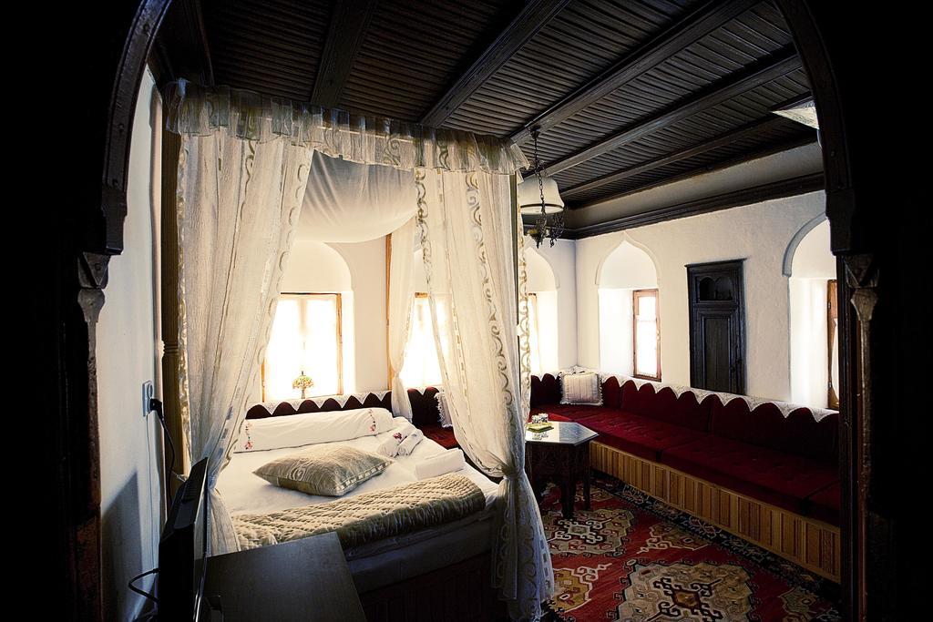 Bosnian National Monument Muslibegovic House Hotel Mostar Quarto foto